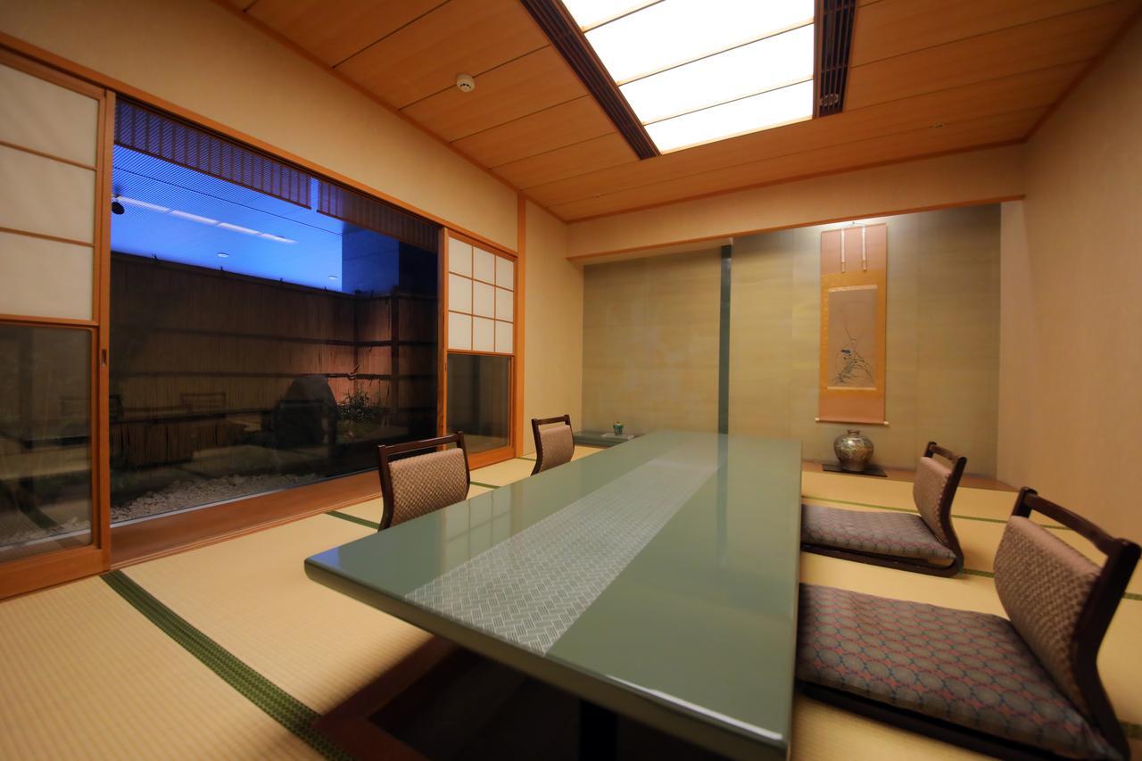 Palace Hotel Tachikawa Esterno foto